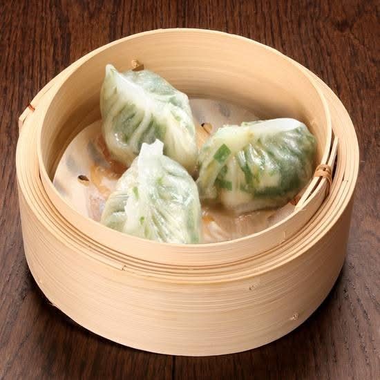 120 Prawn and Chive Dumpling 韭菜虾饺